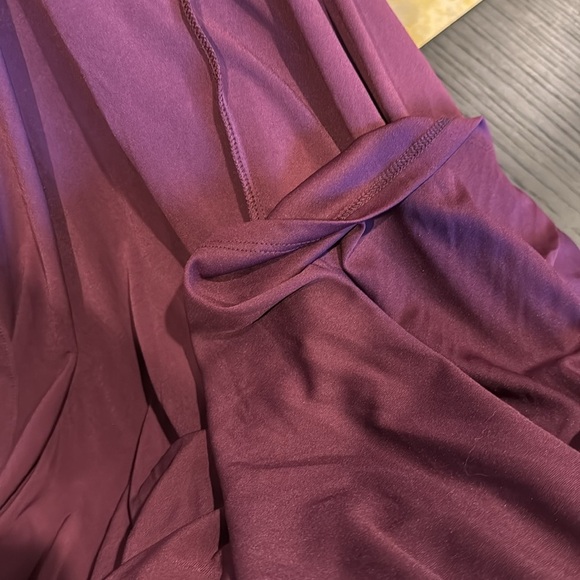 NWT Adrianna Papell Women's 14 Twist Front Jersey Gown 2/3 Bell Sleeves Zipper - Picture 11 of 11